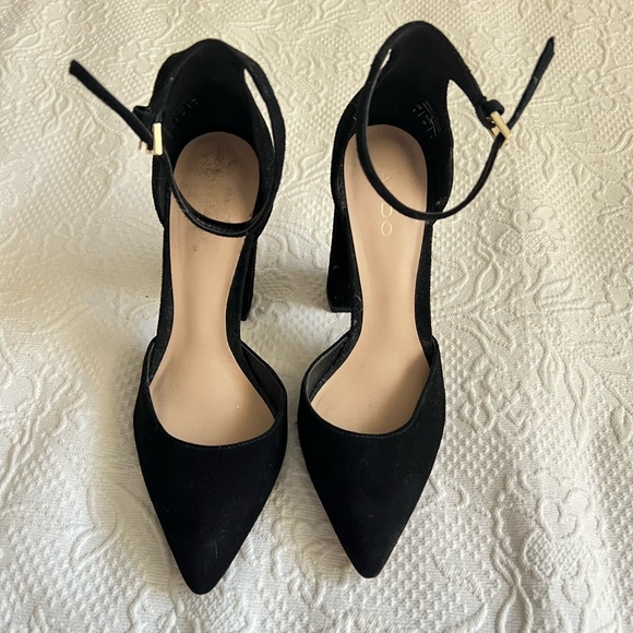 Aldo Shoes - Aldo Pointed Toe Heel Size 6